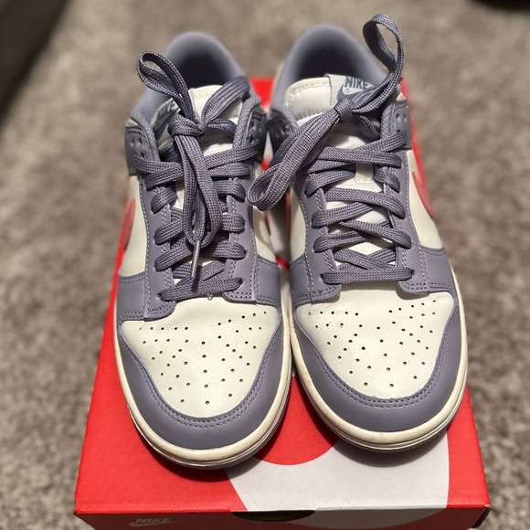 Women dunk low - Picture 2 of 8